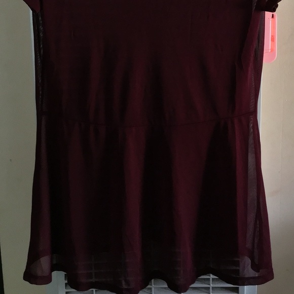 Adele & May Burgundy Sheer Top🌺 - Picture 12 of 13